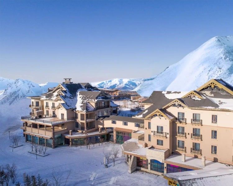 北大壶clubmed滑雪度假村东北粉雪天堂一价全包亲子游