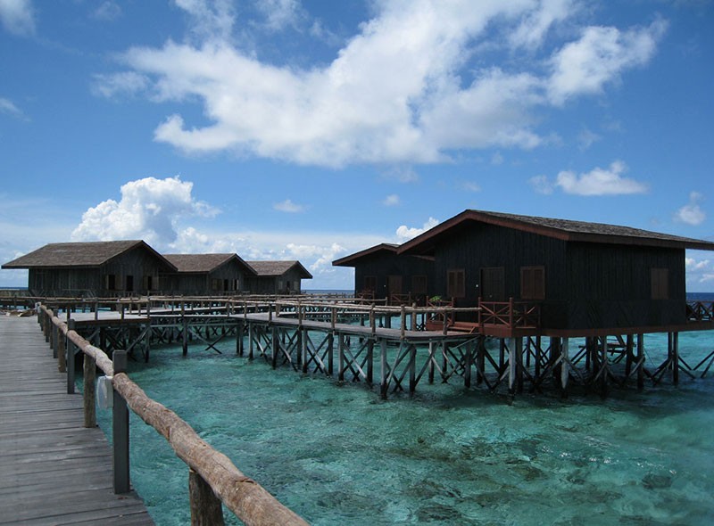 仙本那 邦邦岛龙珠度假村水上屋Pompom Island Resort