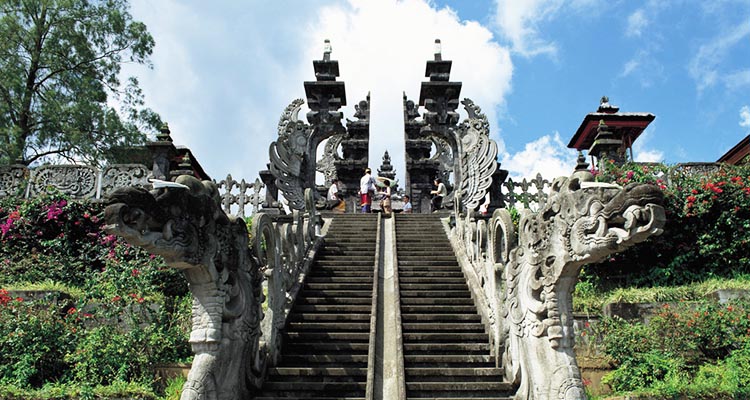 潜派旅行